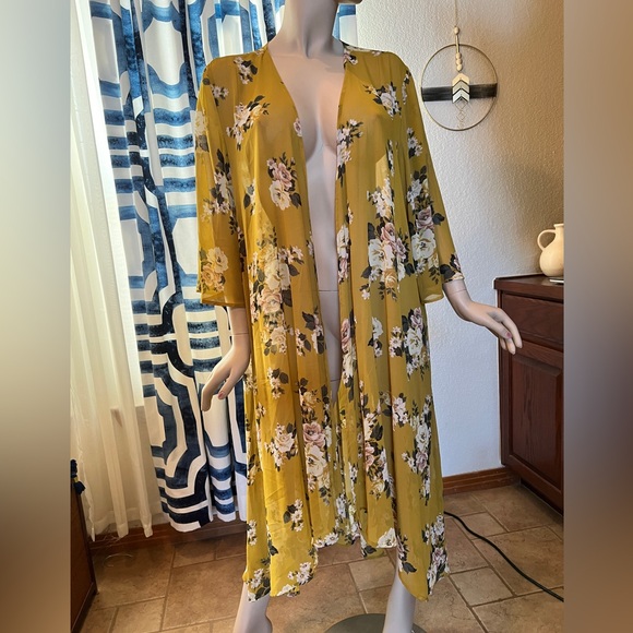 Torrid Floral Chiffon High-Low Kimono Wrap Shawl Size 1-2X - Picture 7 of 9